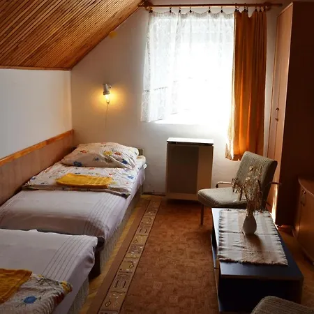 Szabó Nyaraló * Gárdony