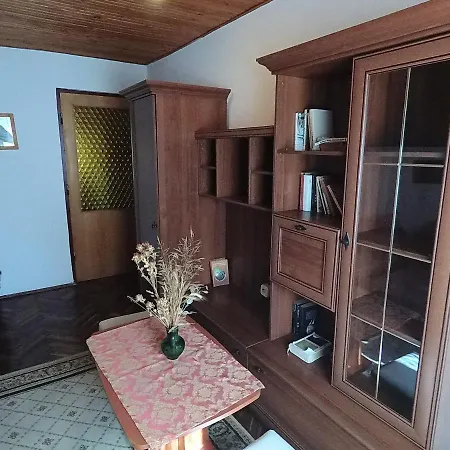 Nyaraló Szabó Nyaraló *
